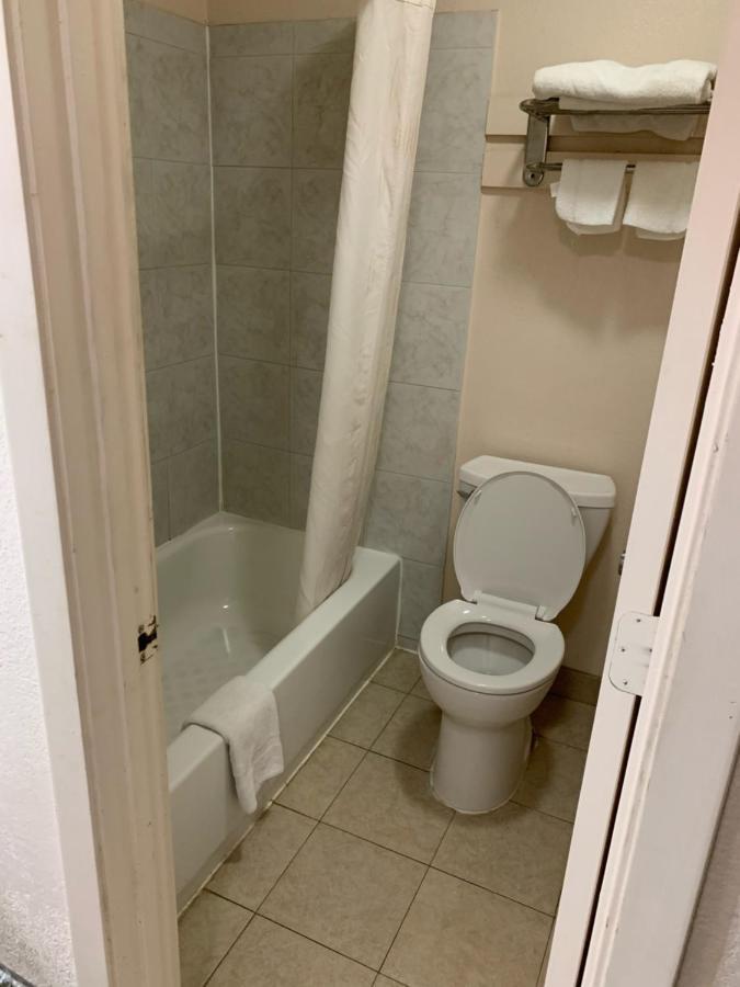 Regency Inn Jewett المظهر الخارجي الصورة