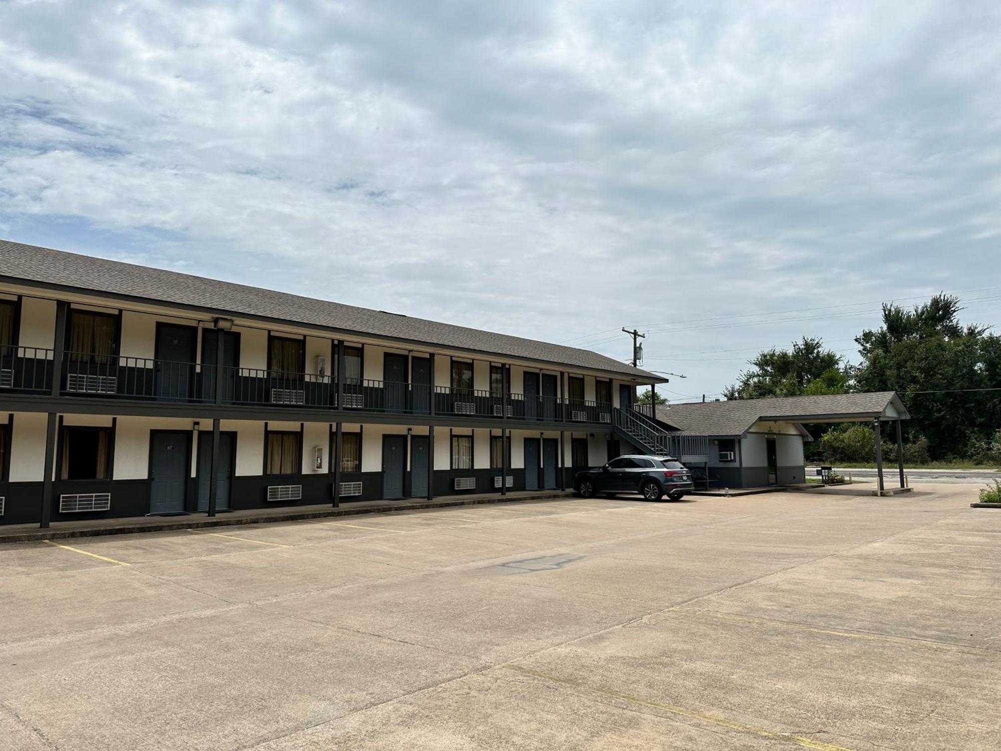 Regency Inn Jewett المظهر الخارجي الصورة