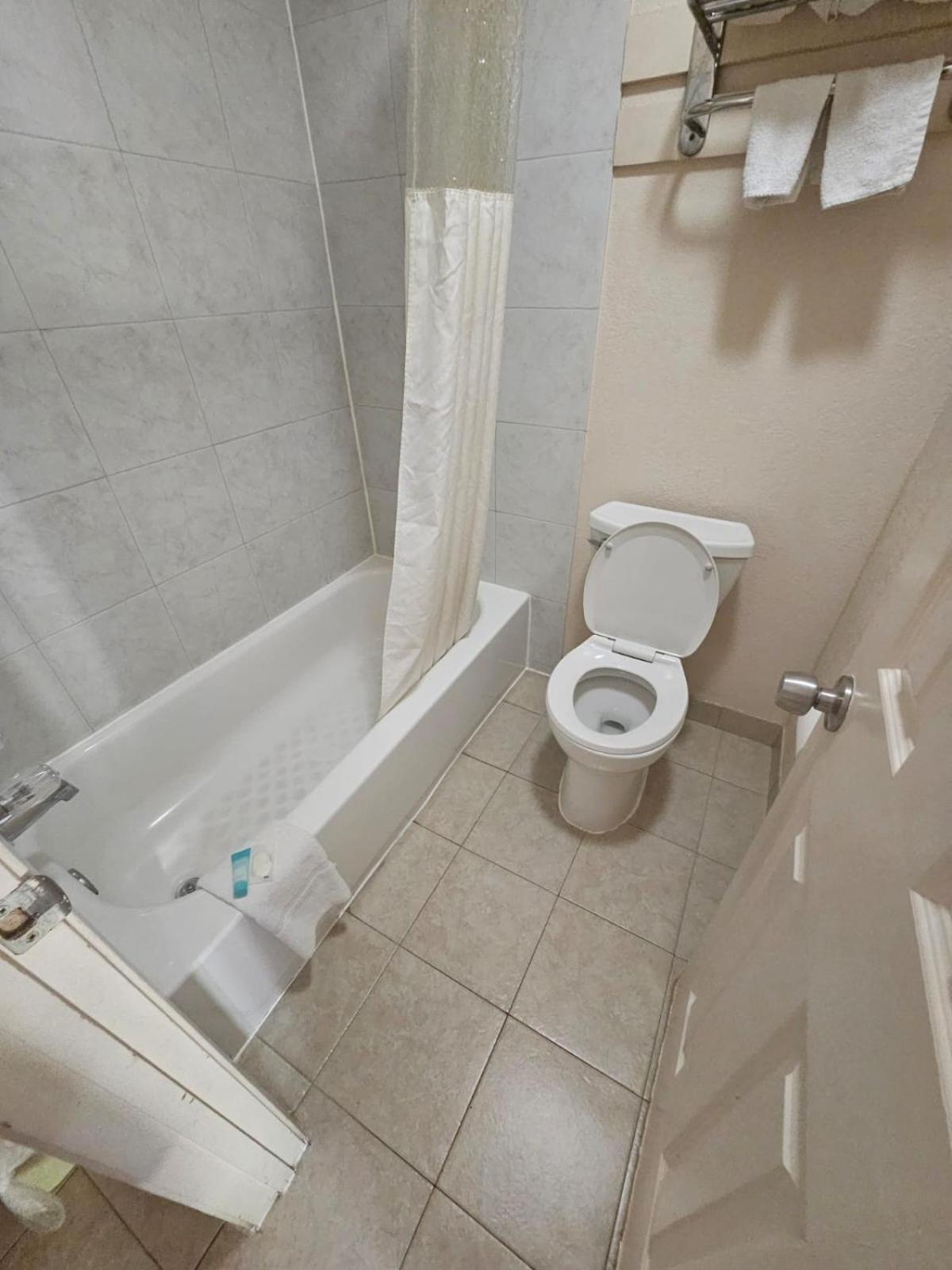 Regency Inn Jewett المظهر الخارجي الصورة