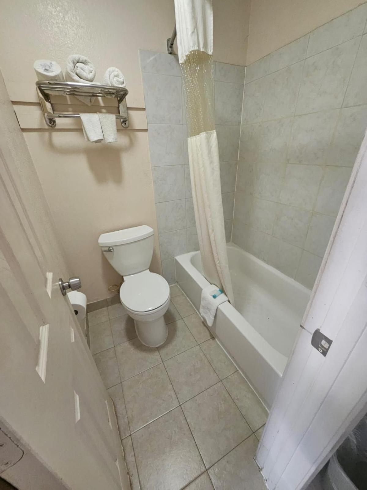 Regency Inn Jewett المظهر الخارجي الصورة