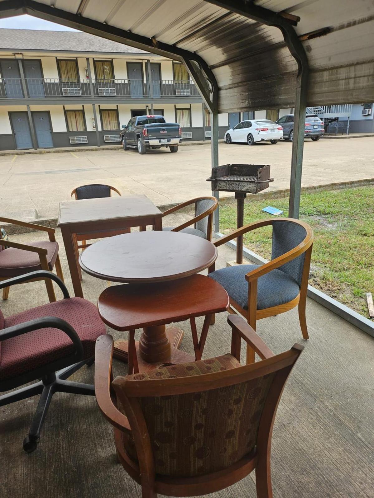 Regency Inn Jewett المظهر الخارجي الصورة